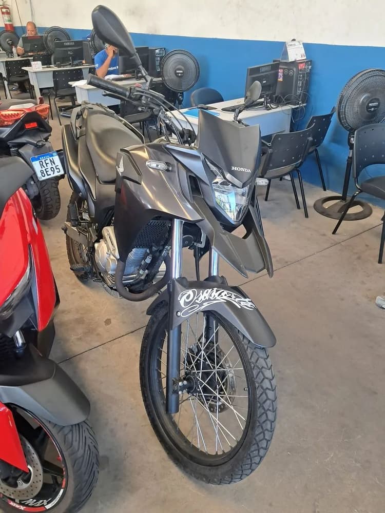 XRE 300 2021/22