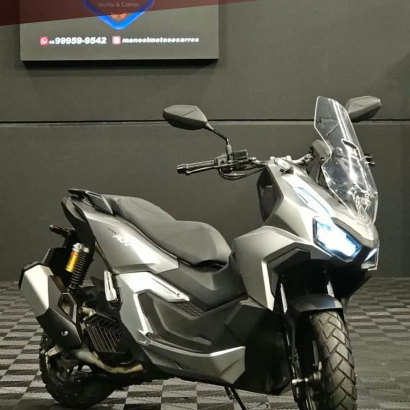 ADV 160