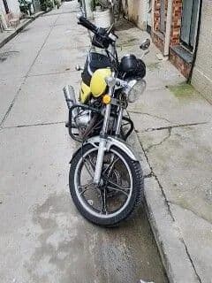 Suzuki perfeito estado. Doc2026 ok.