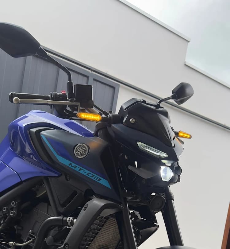 Moto mt03 impecável 
